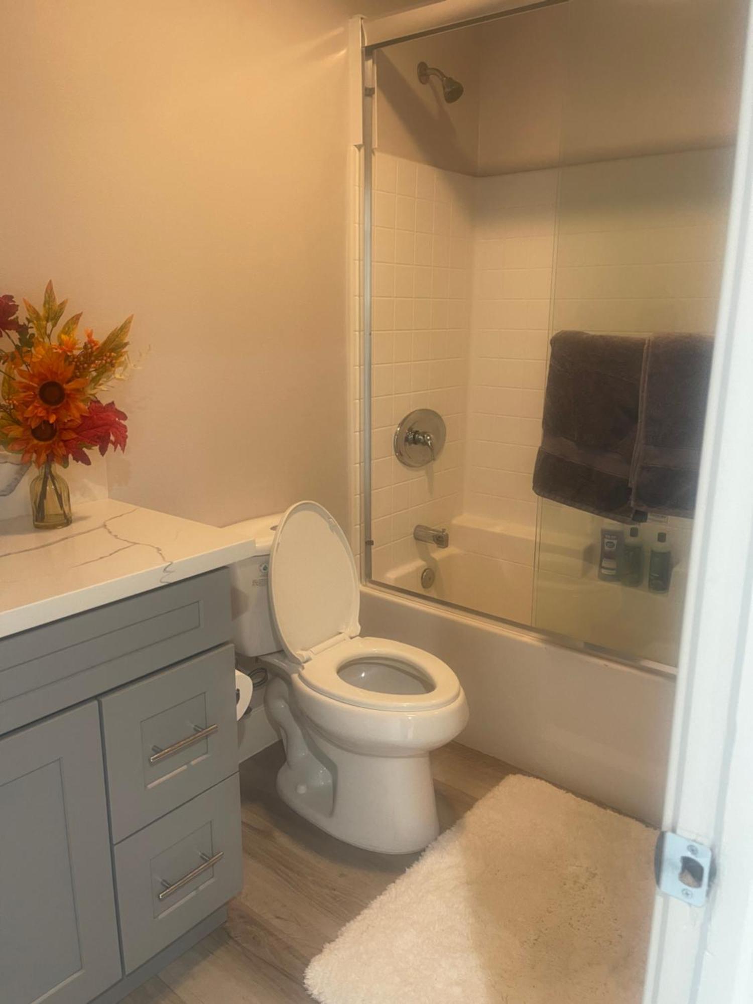 Private Room In New Appartment With Full Bath Los Angeles Kültér fotó